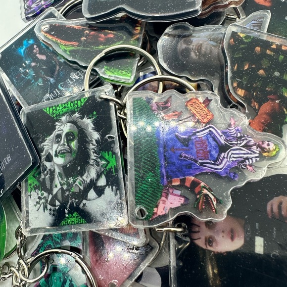 Betelgeuse Keychains - Picture 1 of 6